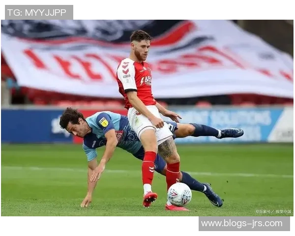 吉灵汉姆与博尔顿激战正酣谁能在这场较量中笑到最后