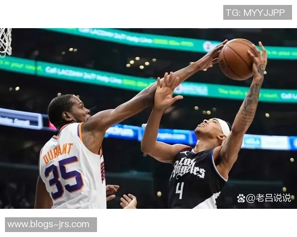 德文布克带领太阳队再创辉煌展现超凡篮球才华与领导力